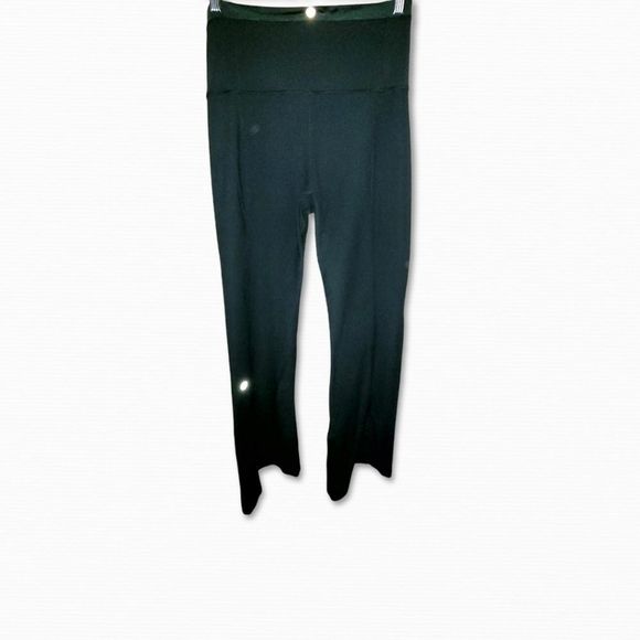 Lululemon Reversible Flare/Wide Leg Yoga Pant Black Size 6 - Picture 3 of 15